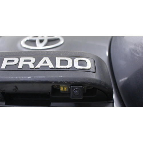 Плафон для камеры cam-007 для Toyota Prado 120 (02-07) с запаской на двери