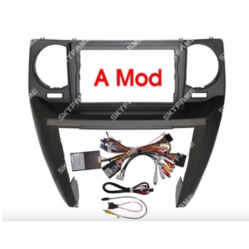 Штатная магнитола CarMedia SF-9703-1-Q (с кнопками) для Land Rover Discovery 3 2004-2009 на Android 10.0