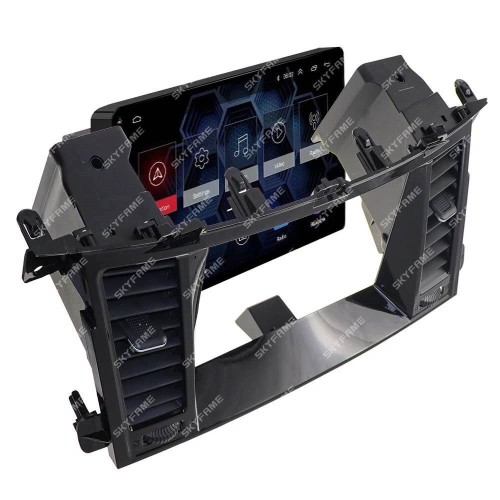 Штатная магнитола CarMedia SF-9222-F для Nissan Patrol 2014-2019 high на Android 10.0