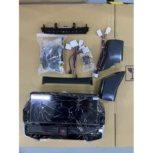 Штатная магнитола CarMedia HP-T1206 для Toyota Land Cruiser 200 2007-2015 top на Android 12.0