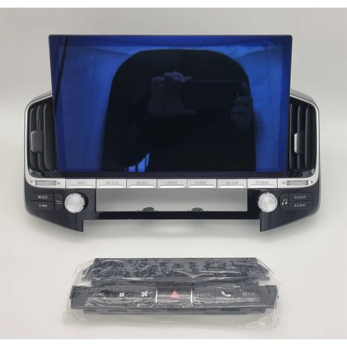 Штатная магнитола CarMedia ZH-T1304 для Toyota Land Cruiser 200 2015-2021 + top на Android 13.0