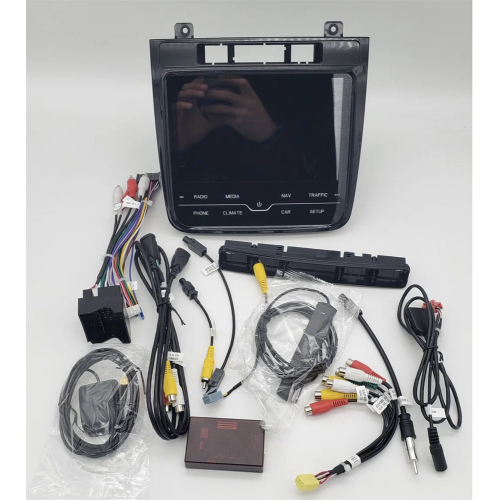 Штатная магнитола CarMedia SL-V802-8/128 для Volkswagen TOUAREG 2010-2019 (вместо RNS850) на Android 10.0