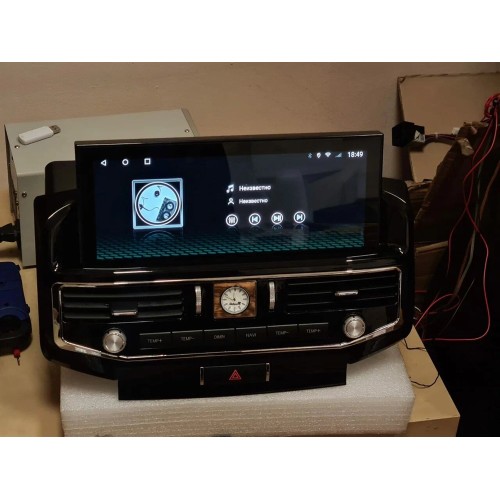 Штатная магнитола CarMedia ZH-T1206 для Toyota Land Cruiser 200 2007-2015 top на Android 13.0