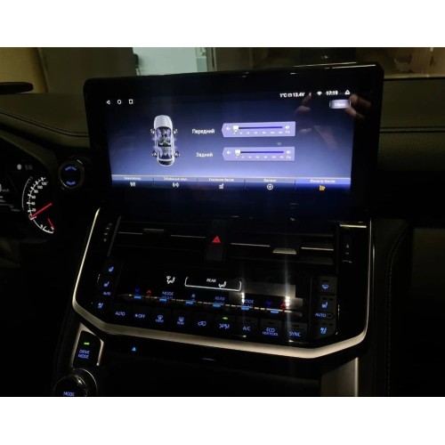 Штатная магнитола CarMedia ZH-T1219 для Toyota Land Cruiser 300 2021-2025 low на Android 13.0