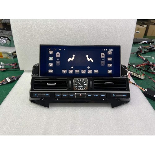 Штатная магнитола CarMedia ZH-T1269 для Toyota Land Cruiser 200 2016-2021 top на Android 12.0