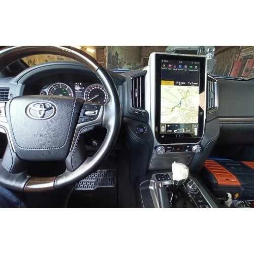 Магнитола Тесла CarMedia ZF-1807H-DSP Tesla-Style для Toyota Land Cruiser 200 2015-2018 на Android 9.0