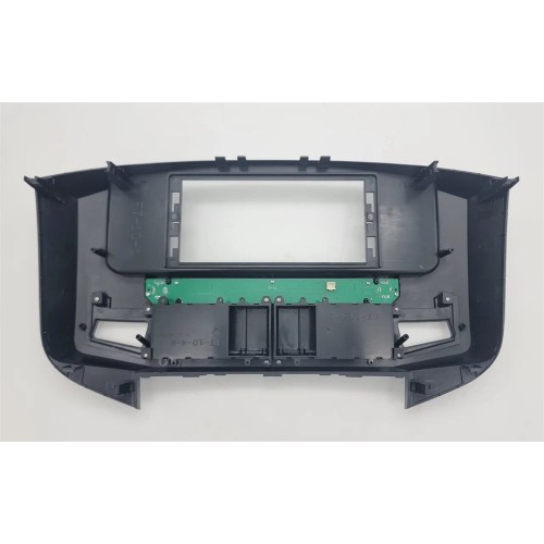 CarMedia KP-M1207FW-L600 для Mitsubishi Pajero IV 2006-2015 на Android 11.0