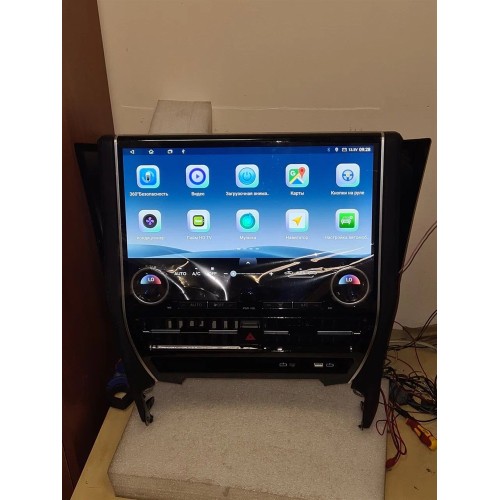 Штатная магнитола CarMedia ZH-T1401BL для Toyota Alphard III 2015-2019 на Android 12.0
