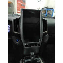 CarMedia ZF-1829L-GE для Toyota Land Cruiser 200 2015-2021 low на Android 13.0