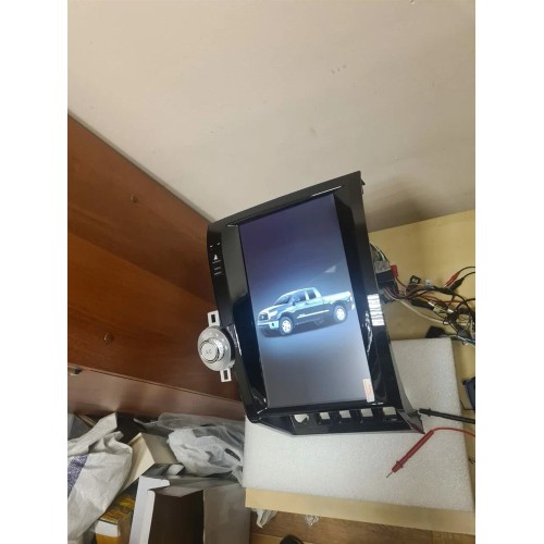 Магнитола Тесла CarMedia ZF-1818-GE Tesla-Style для Toyota Tundra 2007-2013 на Android 13.0