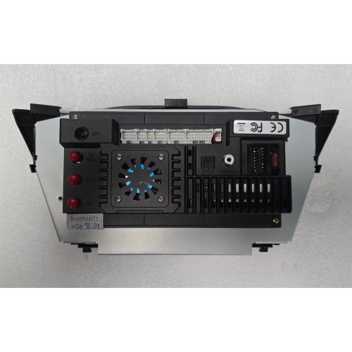 Автомагнитола CarMedia MKD-7093-A7 для Hyundai ix35 2009-2015 на Android 14.0